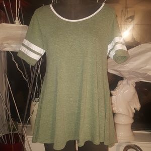 Lularoe green & white tee shirt